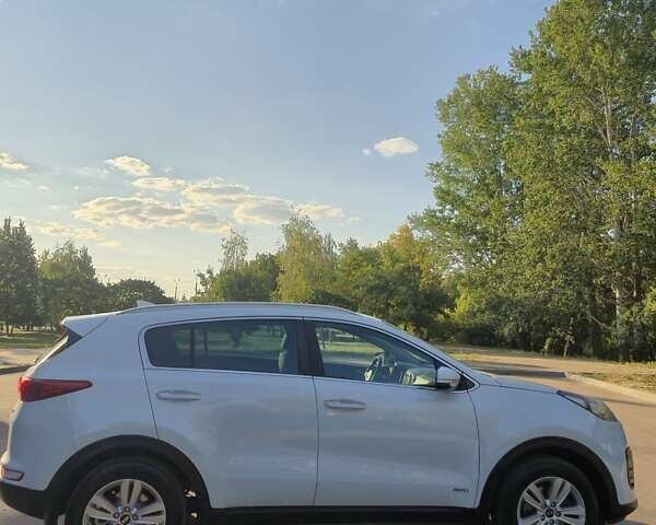 Белый Киа Sportage, объемом двигателя 2 л и пробегом 227 тыс. км за 16450 $, фото 16 на Automoto.ua