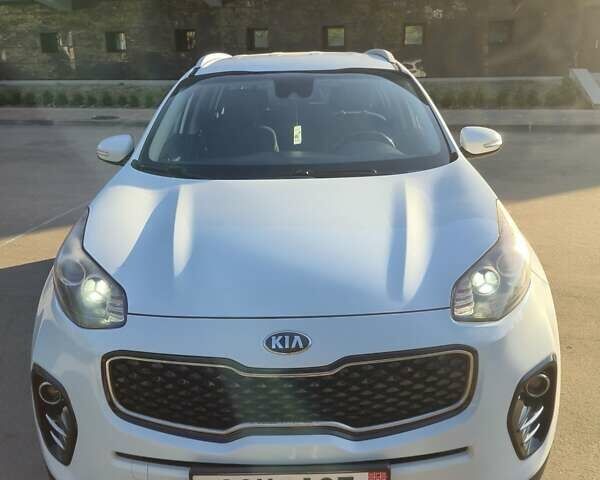 Белый Киа Sportage, объемом двигателя 2 л и пробегом 227 тыс. км за 16450 $, фото 9 на Automoto.ua