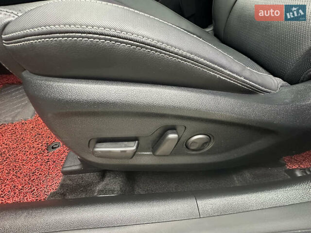 Белый Киа Sportage, объемом двигателя 2 л и пробегом 157 тыс. км за 20500 $, фото 23 на Automoto.ua