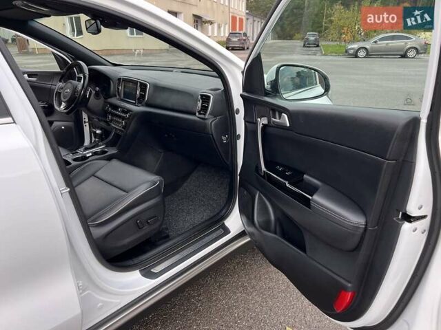 Белый Киа Sportage, объемом двигателя 1.59 л и пробегом 150 тыс. км за 17900 $, фото 81 на Automoto.ua