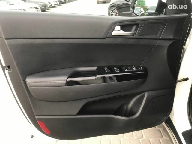 Білий Кіа Sportage, об'ємом двигуна 2 л та пробігом 193 тис. км за 19290 $, фото 22 на Automoto.ua