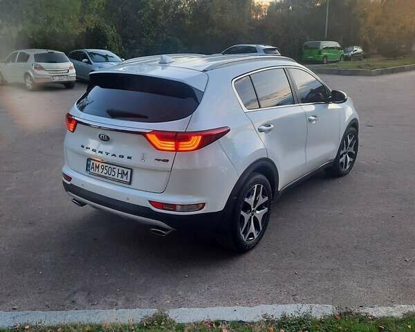 Кіа Sportage 2017 у Житомирі на Automoto.ua Білий Кіа Sportage, об'ємом двигуна 2 л та пробігом 197 тис. км за 20700 $, фото 7 на Automoto.ua