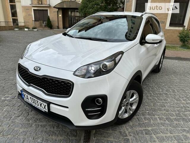 Білий Кіа Sportage, об'ємом двигуна 2 л та пробігом 55 тис. км за 18999 $, фото 3 на Automoto.ua