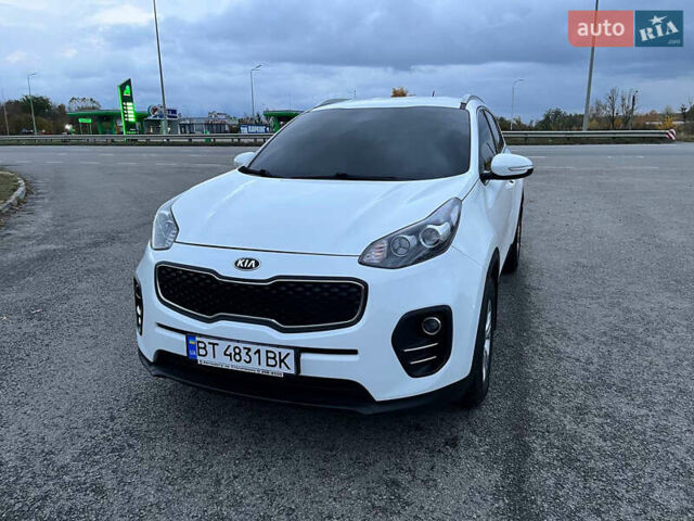 Белый Киа Sportage, объемом двигателя 1.59 л и пробегом 130 тыс. км за 14900 $, фото 2 на Automoto.ua