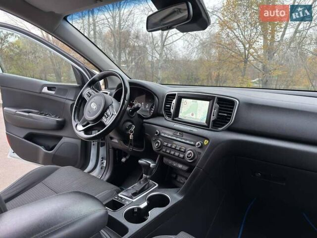 Белый Киа Sportage, объемом двигателя 2 л и пробегом 227 тыс. км за 15950 $, фото 41 на Automoto.ua