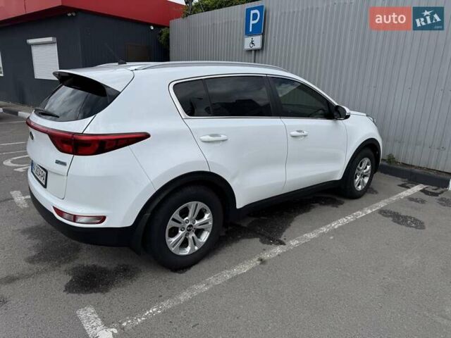 Білий Кіа Sportage, об'ємом двигуна 1.69 л та пробігом 88 тис. км за 18500 $, фото 3 на Automoto.ua