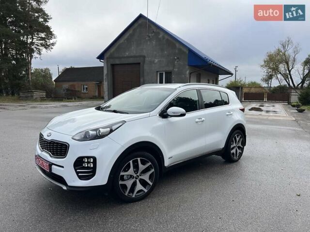 Белый Киа Sportage, объемом двигателя 1.59 л и пробегом 150 тыс. км за 17900 $, фото 1 на Automoto.ua