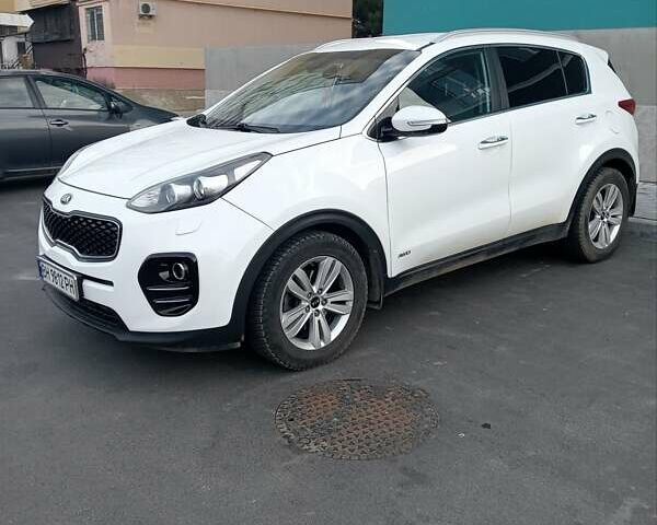 Білий Кіа Sportage, об'ємом двигуна 2 л та пробігом 183 тис. км за 17600 $, фото 1 на Automoto.ua