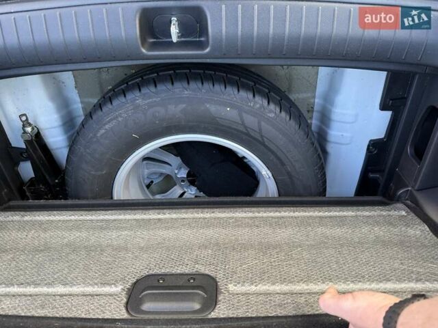 Білий Кіа Sportage, об'ємом двигуна 2 л та пробігом 88 тис. км за 19200 $, фото 40 на Automoto.ua