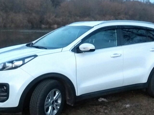 Белый Киа Sportage, объемом двигателя 2 л и пробегом 93 тыс. км за 17500 $, фото 3 на Automoto.ua