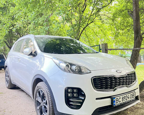 Білий Кіа Sportage, об'ємом двигуна 2 л та пробігом 189 тис. км за 17200 $, фото 9 на Automoto.ua