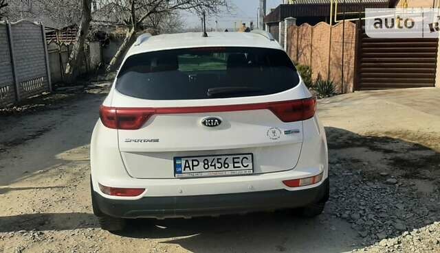 Білий Кіа Sportage, об'ємом двигуна 1.69 л та пробігом 58 тис. км за 22500 $, фото 3 на Automoto.ua