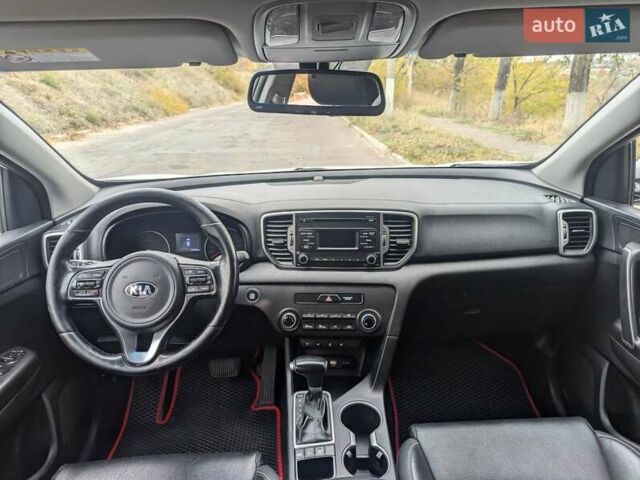 Белый Киа Sportage, объемом двигателя 2 л и пробегом 265 тыс. км за 17500 $, фото 8 на Automoto.ua