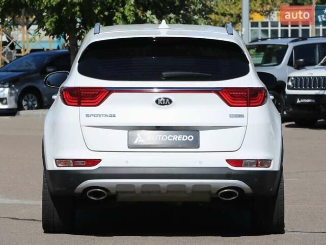 Белый Киа Sportage, объемом двигателя 2 л и пробегом 96 тыс. км за 18500 $, фото 5 на Automoto.ua