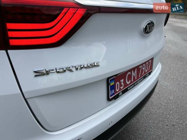 Белый Киа Sportage, объемом двигателя 1.59 л и пробегом 150 тыс. км за 17900 $, фото 44 на Automoto.ua