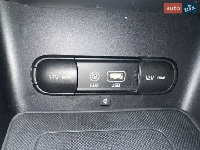 Белый Киа Sportage, объемом двигателя 2 л и пробегом 157 тыс. км за 20500 $, фото 18 на Automoto.ua