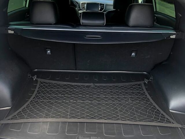 Белый Киа Sportage, объемом двигателя 2 л и пробегом 205 тыс. км за 22500 $, фото 7 на Automoto.ua