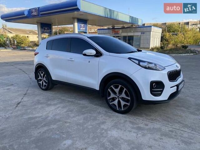 Білий Кіа Sportage, об'ємом двигуна 1.7 л та пробігом 180 тис. км за 16000 $, фото 1 на Automoto.ua