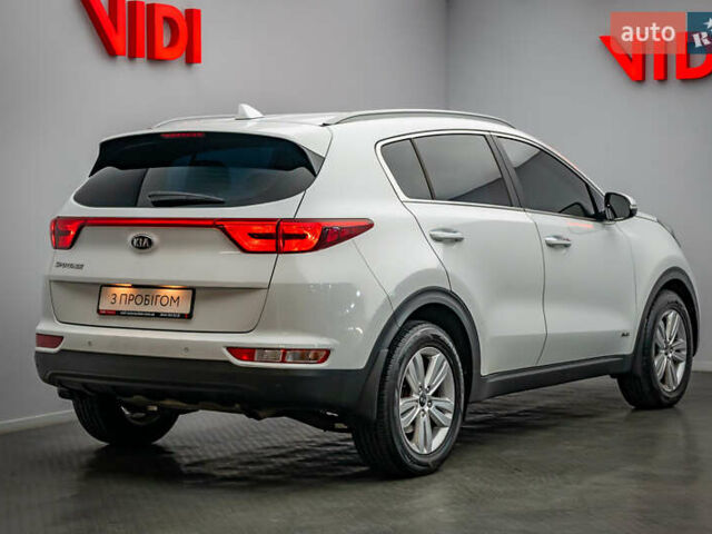 Белый Киа Sportage, объемом двигателя 2 л и пробегом 134 тыс. км за 18181 $, фото 1 на Automoto.ua