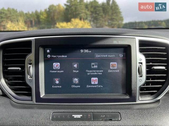 Белый Киа Sportage, объемом двигателя 1.59 л и пробегом 150 тыс. км за 17900 $, фото 77 на Automoto.ua