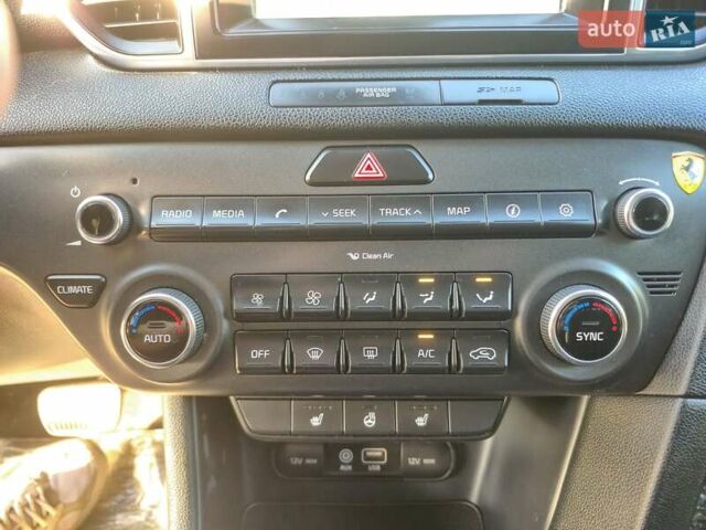 Белый Киа Sportage, объемом двигателя 2 л и пробегом 227 тыс. км за 16450 $, фото 60 на Automoto.ua