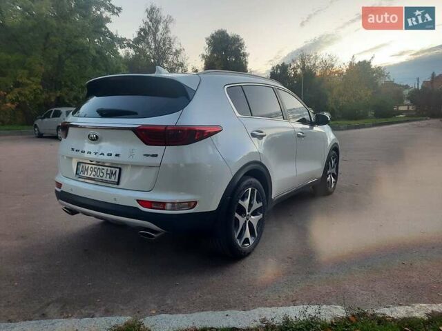 Кіа Sportage 2017 у Житомирі на Automoto.ua Білий Кіа Sportage, об'ємом двигуна 2 л та пробігом 197 тис. км за 20700 $, фото 4 на Automoto.ua