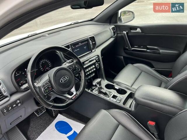 Белый Киа Sportage, объемом двигателя 1.59 л и пробегом 150 тыс. км за 17900 $, фото 63 на Automoto.ua