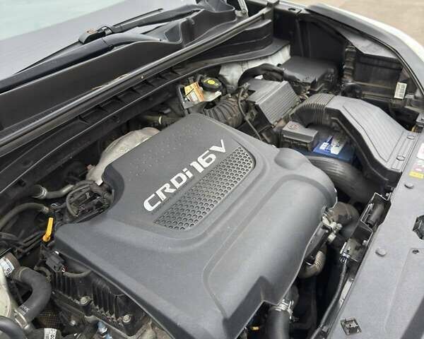 Белый Киа Sportage, объемом двигателя 2 л и пробегом 227 тыс. км за 15950 $, фото 17 на Automoto.ua