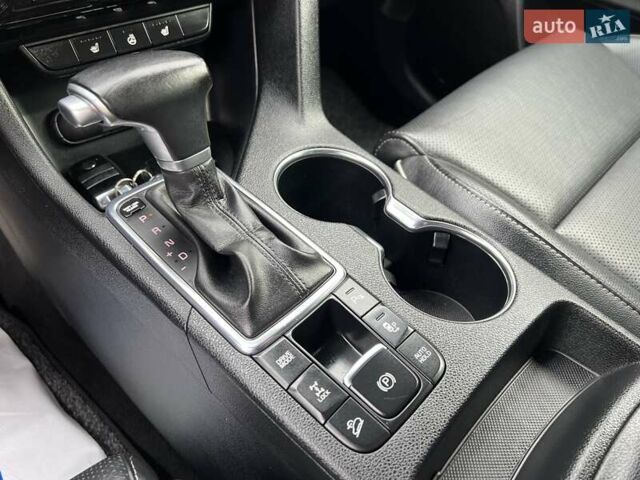 Белый Киа Sportage, объемом двигателя 1.59 л и пробегом 150 тыс. км за 17900 $, фото 74 на Automoto.ua