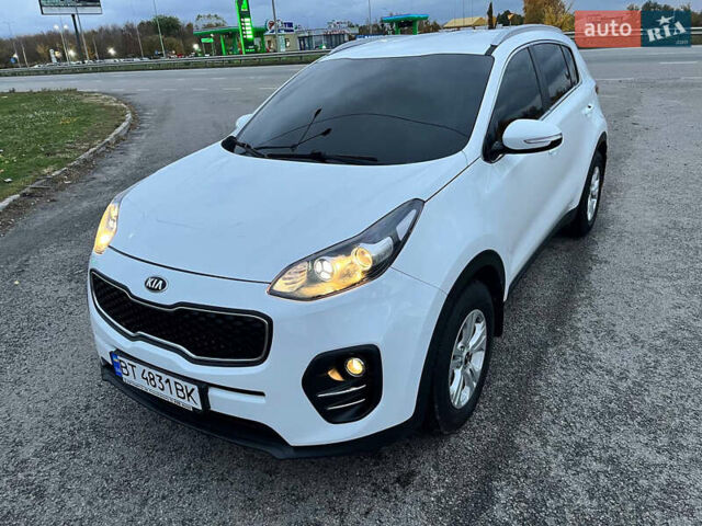 Белый Киа Sportage, объемом двигателя 1.59 л и пробегом 130 тыс. км за 14900 $, фото 5 на Automoto.ua