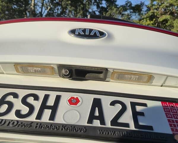 Белый Киа Sportage, объемом двигателя 2 л и пробегом 227 тыс. км за 16450 $, фото 62 на Automoto.ua