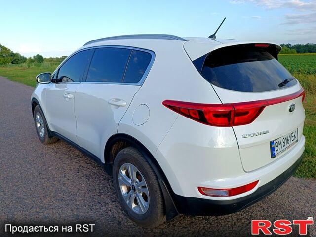 Кіа Sportage 2017 у Тростянець на Automoto.ua Білий Кіа Sportage, об'ємом двигуна 1.7 л та пробігом 175 тис. км за 14900 $, фото 2 на Automoto.ua