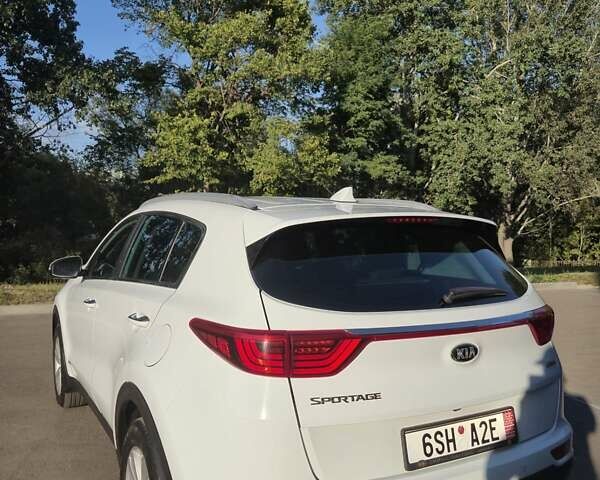 Белый Киа Sportage, объемом двигателя 2 л и пробегом 227 тыс. км за 16450 $, фото 21 на Automoto.ua