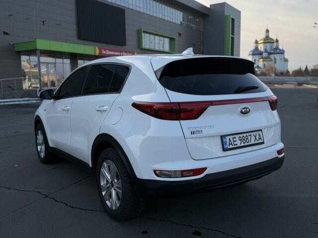 Белый Киа Sportage, объемом двигателя 2.4 л и пробегом 77 тыс. км за 15800 $, фото 3 на Automoto.ua