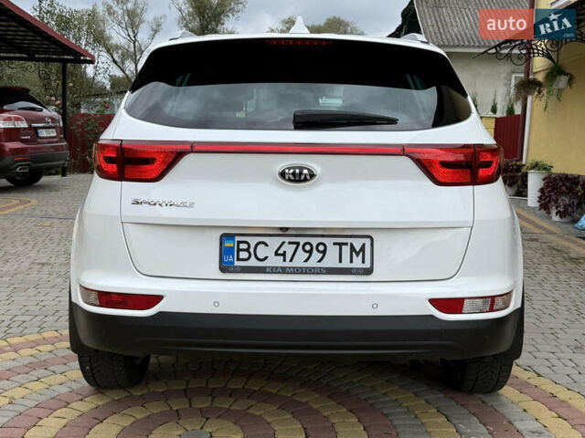 Белый Киа Sportage, объемом двигателя 2 л и пробегом 40 тыс. км за 16999 $, фото 4 на Automoto.ua