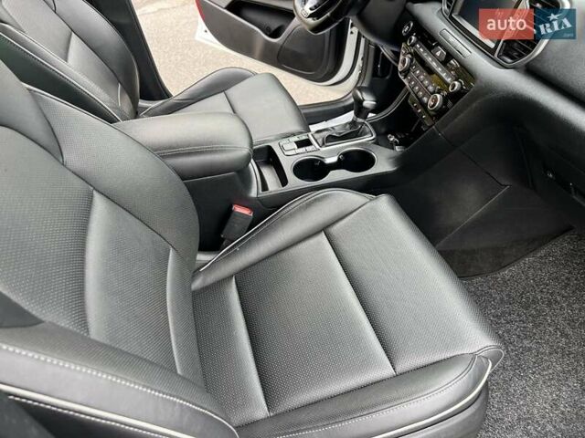 Белый Киа Sportage, объемом двигателя 1.59 л и пробегом 150 тыс. км за 17900 $, фото 86 на Automoto.ua