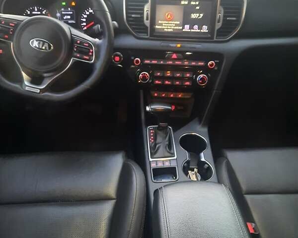 Кіа Sportage 2017 у Житомирі на Automoto.ua Білий Кіа Sportage, об'ємом двигуна 2 л та пробігом 197 тис. км за 20700 $, фото 12 на Automoto.ua