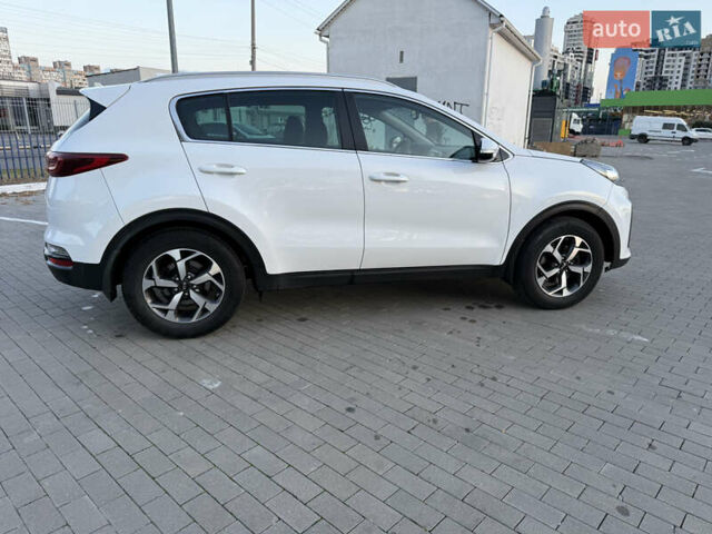 Киа Sportage 2018 в Одессе на Automoto.ua Белый Киа Sportage, объемом двигателя 1.59 л и пробегом 149 тыс. км за 14999 $, фото 8 на Automoto.ua