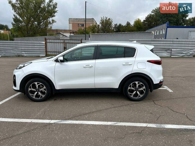 Белый Киа Sportage, объемом двигателя 1.6 л и пробегом 160 тыс. км за 16500 $, фото 7 на Automoto.ua