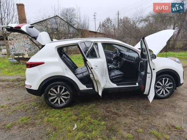 Білий Кіа Sportage, об'ємом двигуна 2.4 л та пробігом 77 тис. км за 17900 $, фото 19 на Automoto.ua