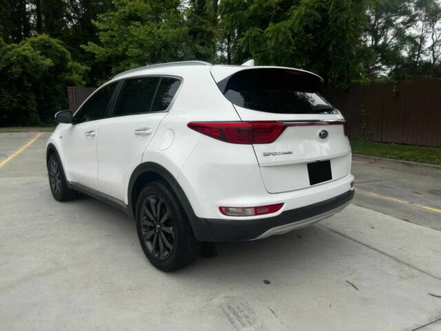 Белый Киа Sportage, объемом двигателя 2.4 л и пробегом 48 тыс. км за 7000 $, фото 4 на Automoto.ua