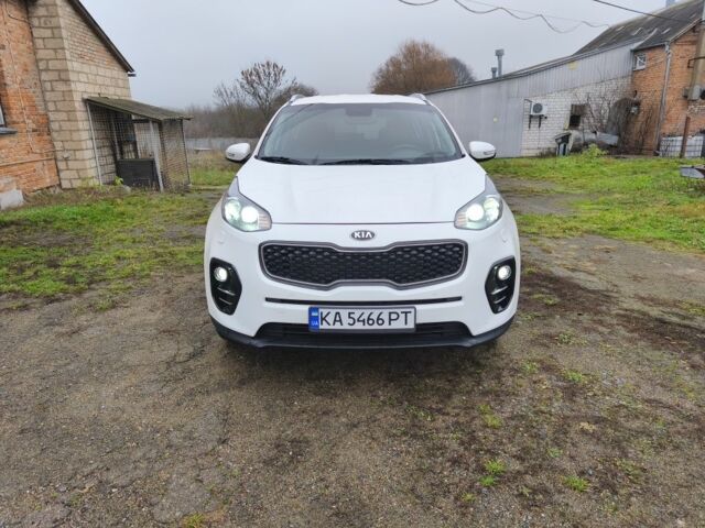Білий Кіа Sportage, об'ємом двигуна 2.4 л та пробігом 77 тис. км за 17900 $, фото 5 на Automoto.ua