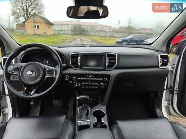 Білий Кіа Sportage, об'ємом двигуна 2.4 л та пробігом 77 тис. км за 17900 $, фото 45 на Automoto.ua