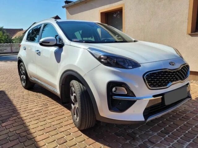 Белый Киа Sportage, объемом двигателя 2 л и пробегом 68 тыс. км за 14300 $, фото 1 на Automoto.ua