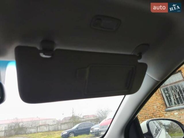 Білий Кіа Sportage, об'ємом двигуна 2.4 л та пробігом 77 тис. км за 17900 $, фото 67 на Automoto.ua