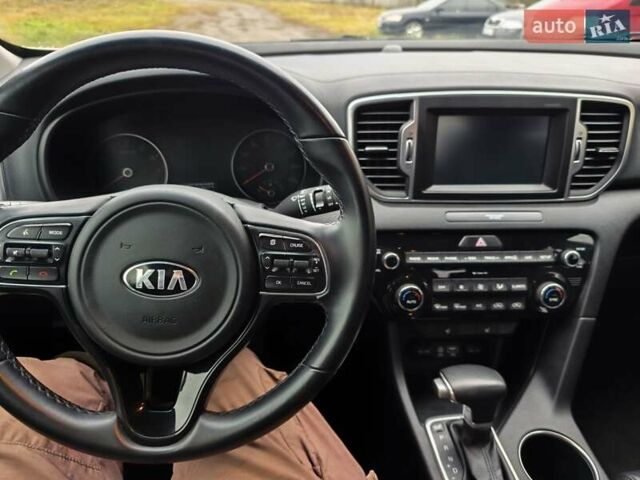 Білий Кіа Sportage, об'ємом двигуна 2.4 л та пробігом 77 тис. км за 17900 $, фото 56 на Automoto.ua