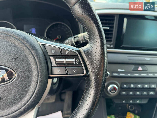 Белый Киа Sportage, объемом двигателя 1.6 л и пробегом 188 тыс. км за 17790 $, фото 19 на Automoto.ua
