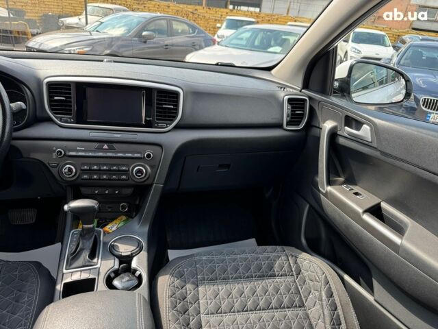 Белый Киа Sportage, объемом двигателя 1.6 л и пробегом 188 тыс. км за 18290 $, фото 14 на Automoto.ua