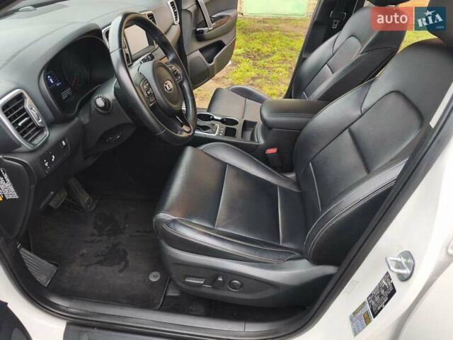 Білий Кіа Sportage, об'ємом двигуна 2.4 л та пробігом 77 тис. км за 17900 $, фото 44 на Automoto.ua