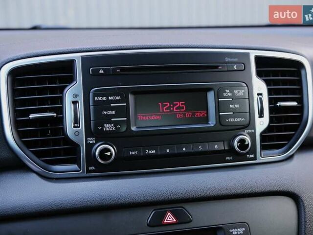 Белый Киа Sportage, объемом двигателя 1.69 л и пробегом 162 тыс. км за 17900 $, фото 18 на Automoto.ua